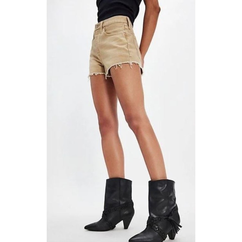 Sincerely Jules Women's Acid Wash Frayed Cut-Off Jean Shorts in Mocha Size 11/29